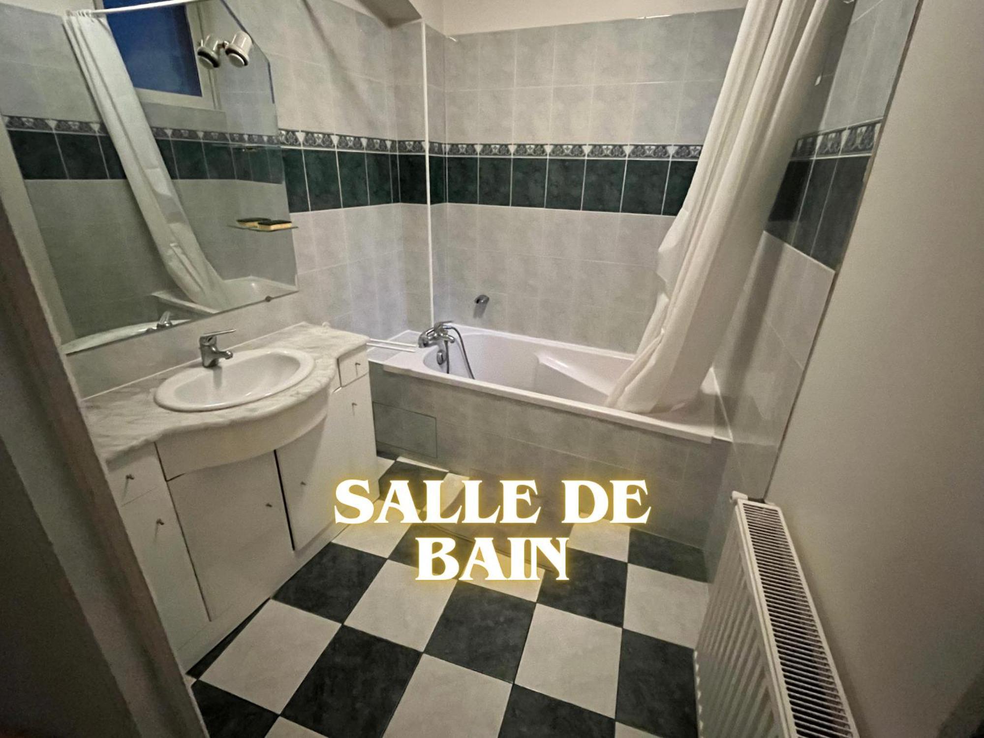 Etage Prive Autonome - Centre Historique Appartement Bourges Buitenkant foto